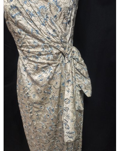 « FRIPERIE VINTAGE» RARE!! Véritable robe des années 50's en lamé faite main