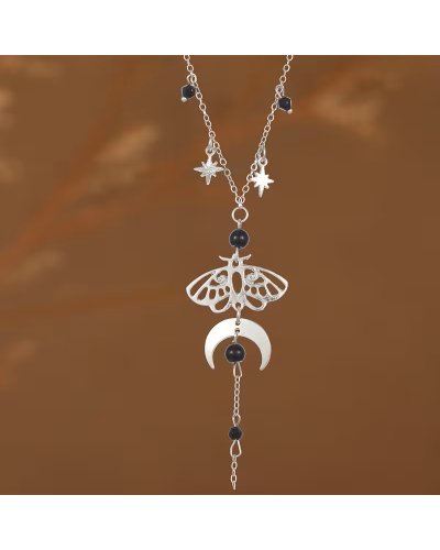 Collier Croissant de Lune, Papillon de Nuit et Étoile