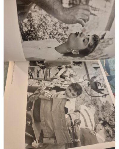" DECO VINTAGE " Livre Audrey Hepburn de  Hubert de Givenchy