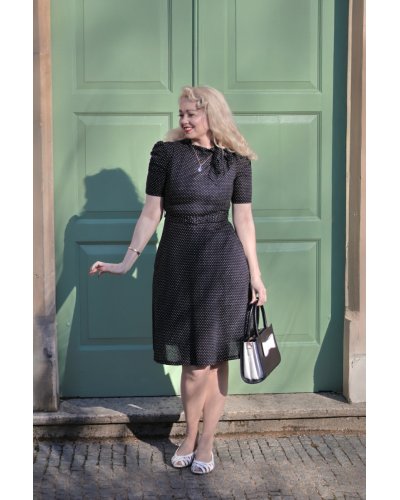 Robe évasée à pois et col noué VOODOO VIXEN