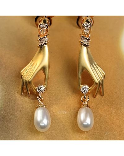 Boucles d'oreilles Rétro mains