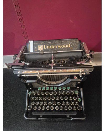 « FRIPERIE DECO » Machine à écrire vintage 1930-1940 Underwood