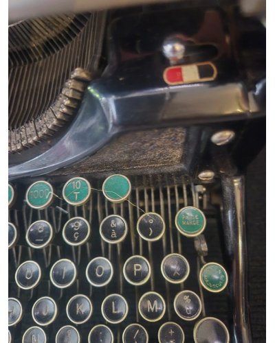 « FRIPERIE DECO » Machine à écrire vintage 1930-1940 Underwood